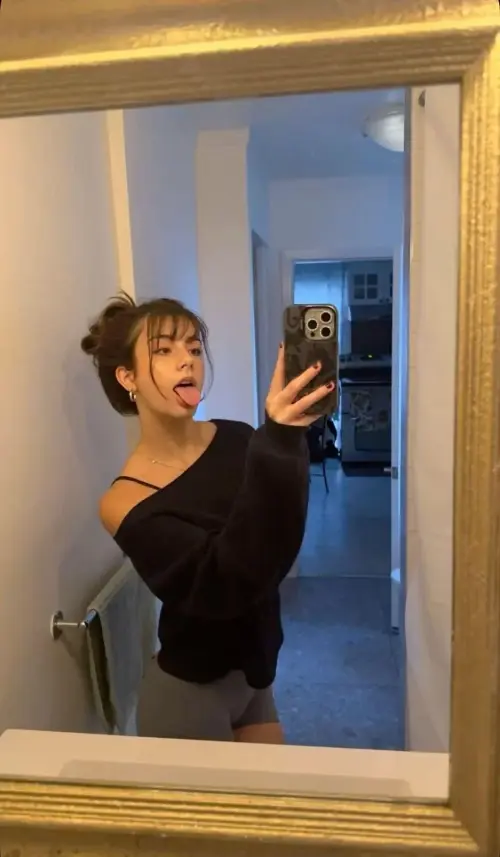 mikayla-again-v0-a8hoyple0ude12431af0c8cbaaadc.md.webp